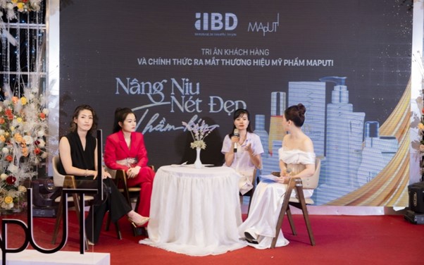 Đại diện các CEO và bác sĩ, chuyên gia chia sẻ, <br>giải đáp kiến thức chăm sóc vùng da nhạy cảm, vùng kín